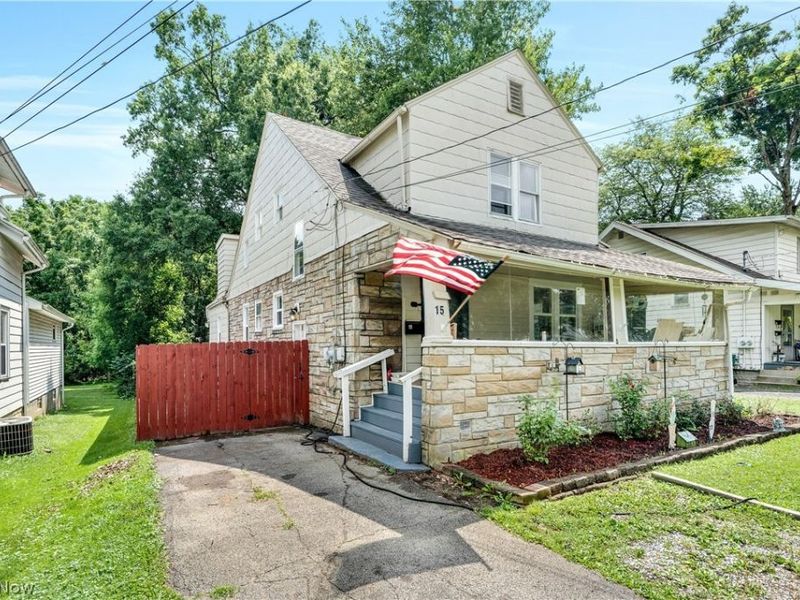 15 Massachusetts Avenue , Poland, OH 44514 Photo 2