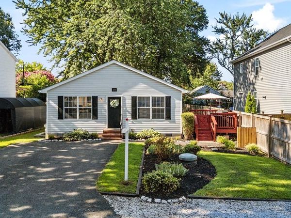 205 LINDEN AVENUE, EDGEWATER, MD 21037