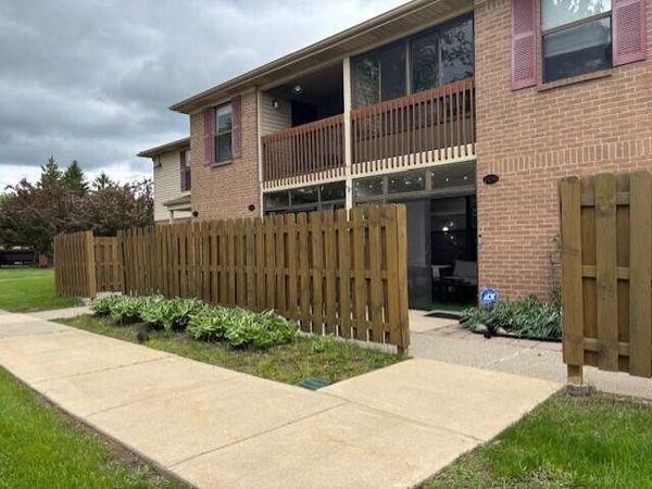 19255 Surrey Lane, Northville, MI 48167