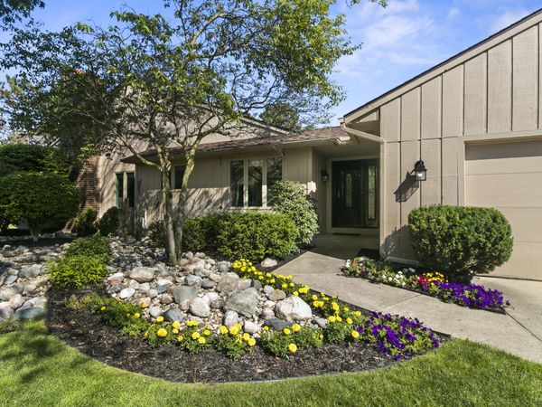 4217 Walnut Hills Lane SE, Grand Rapids, MI 49512