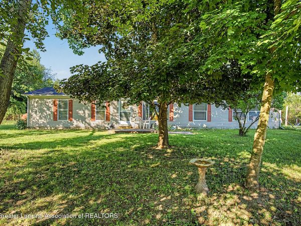 3625 E South Street, Jackson, MI 49201