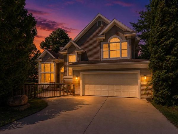 5181 EDGEWATER BEACH ROAD, Green Bay, WI 54311