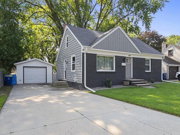 821 GROSS COURT, Green Bay, WI 54304