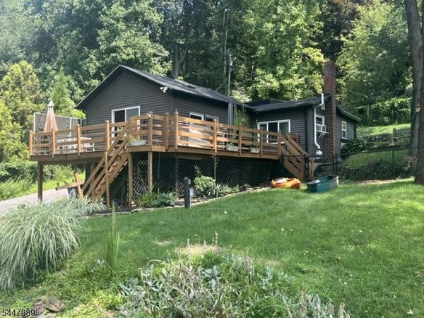 74 Lakeside Dr North, Liberty, NJ 07823