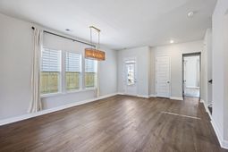 1014 Shore Lap Street photo 4