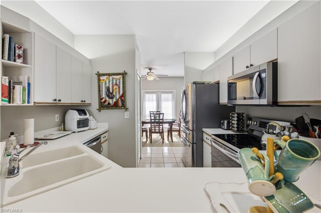 7054 Barrington Cir, Unit 102, Naples, FL 34108 Photo