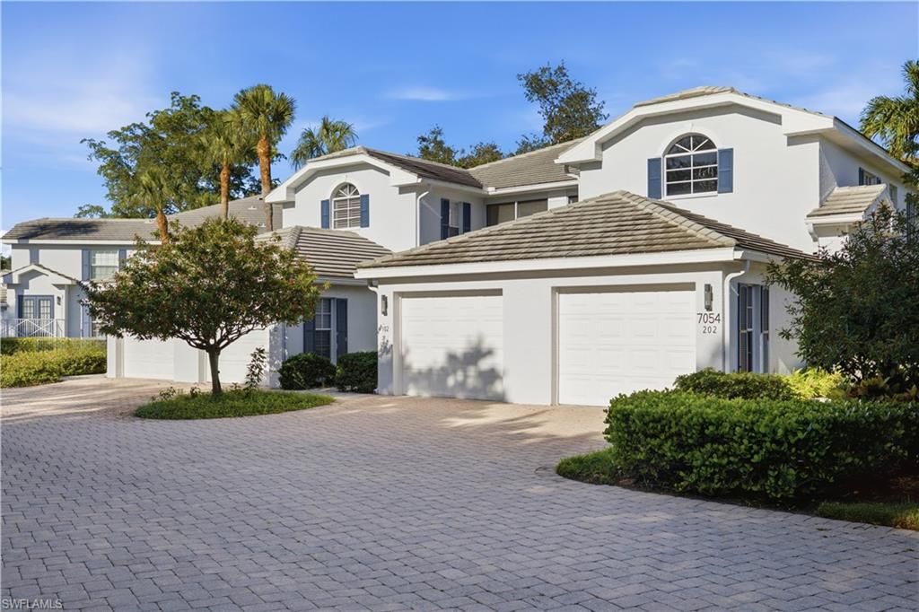 7054 Barrington Cir, Unit 102, Naples, FL 34108 Photo