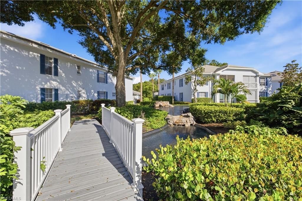 7054 Barrington Cir, Unit 102, Naples, FL 34108 Photo