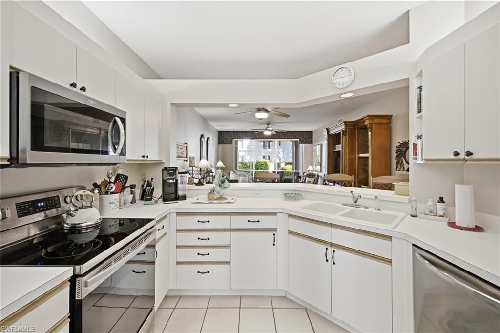 7054 Barrington Cir, Unit 102, Naples, FL 34108 Photo