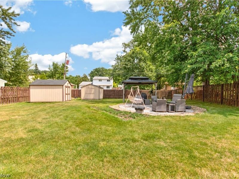 7005 Edgecliff Drive , Parma, OH 44134 Photo 34