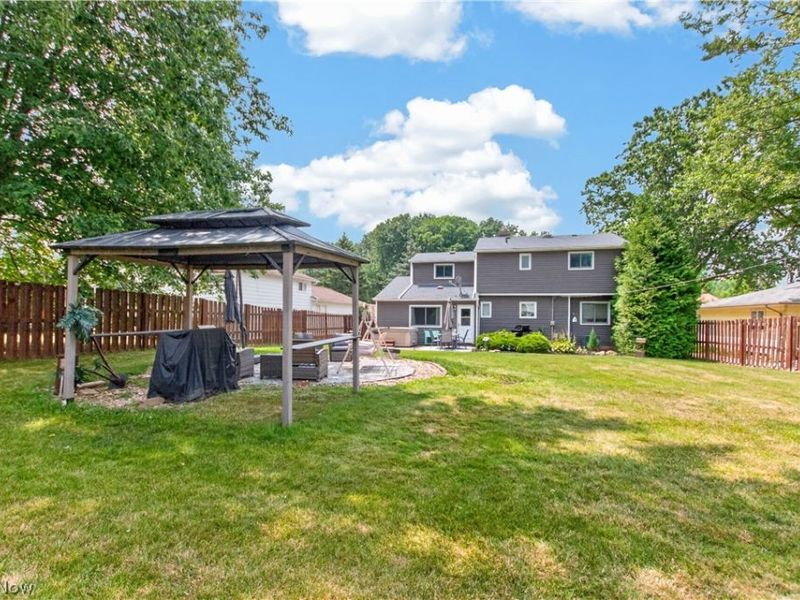 7005 Edgecliff Drive , Parma, OH 44134 Photo 38