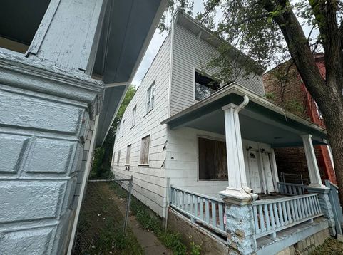 Main Photo