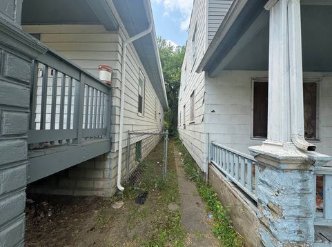 Main Photo