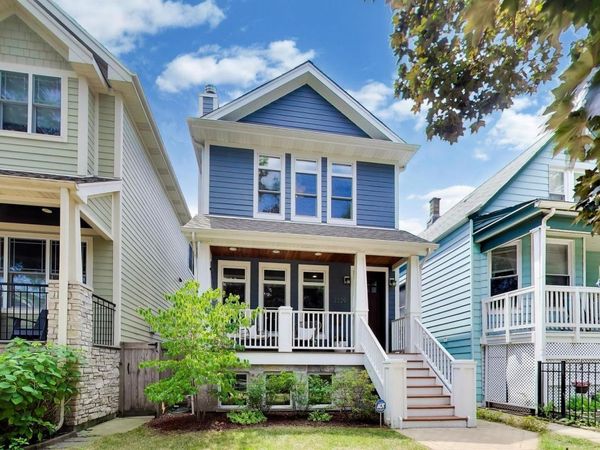 2229 W Farragut Avenue , Chicago, IL 60625