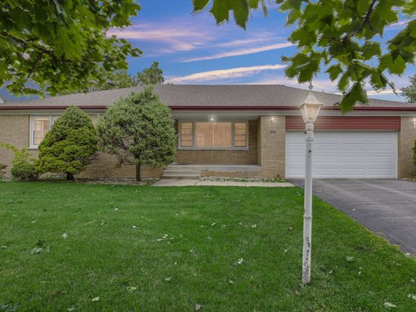 270 Crescent Drive, Chicago Heights, IL 60411