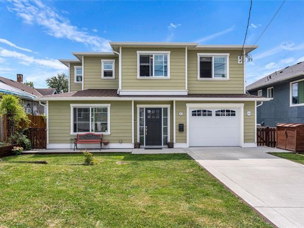57 Sims Ave , Saanich, BC V8Z 1J9