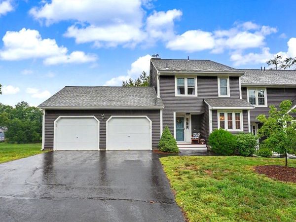 42 Laurelwood Drive, Unit 42, Hopedale, MA 01747