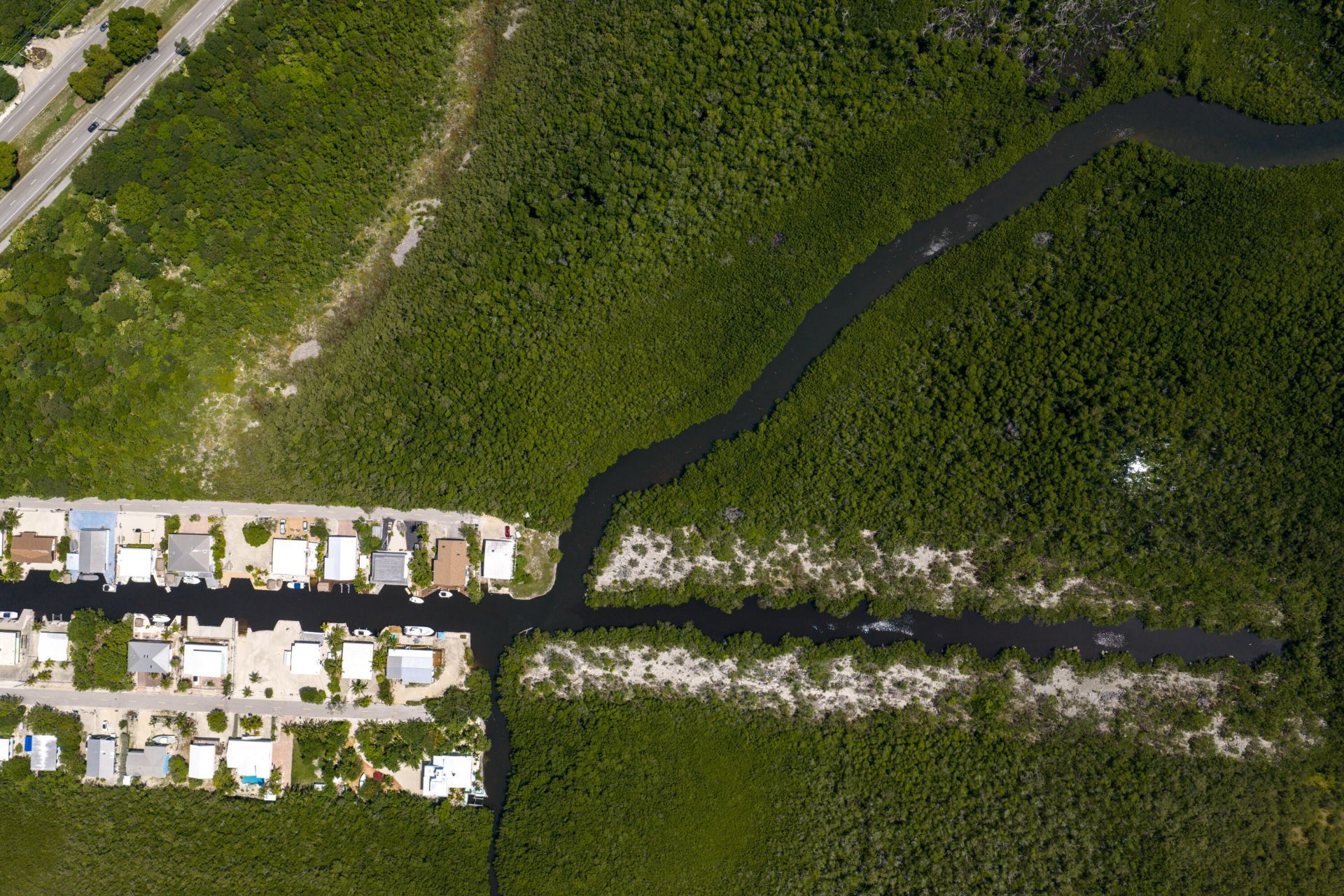 140 Dove Avenue, Tavernier, FL 33070 Photo