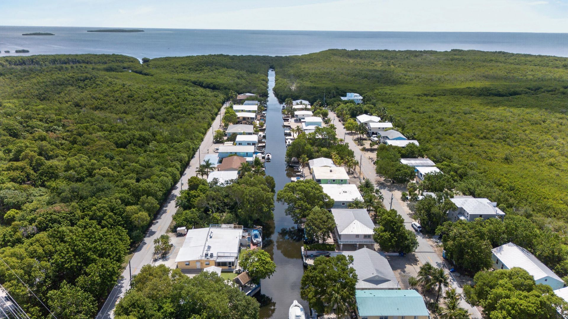 123 Peace Avenue, Tavernier, FL 33070 Photo