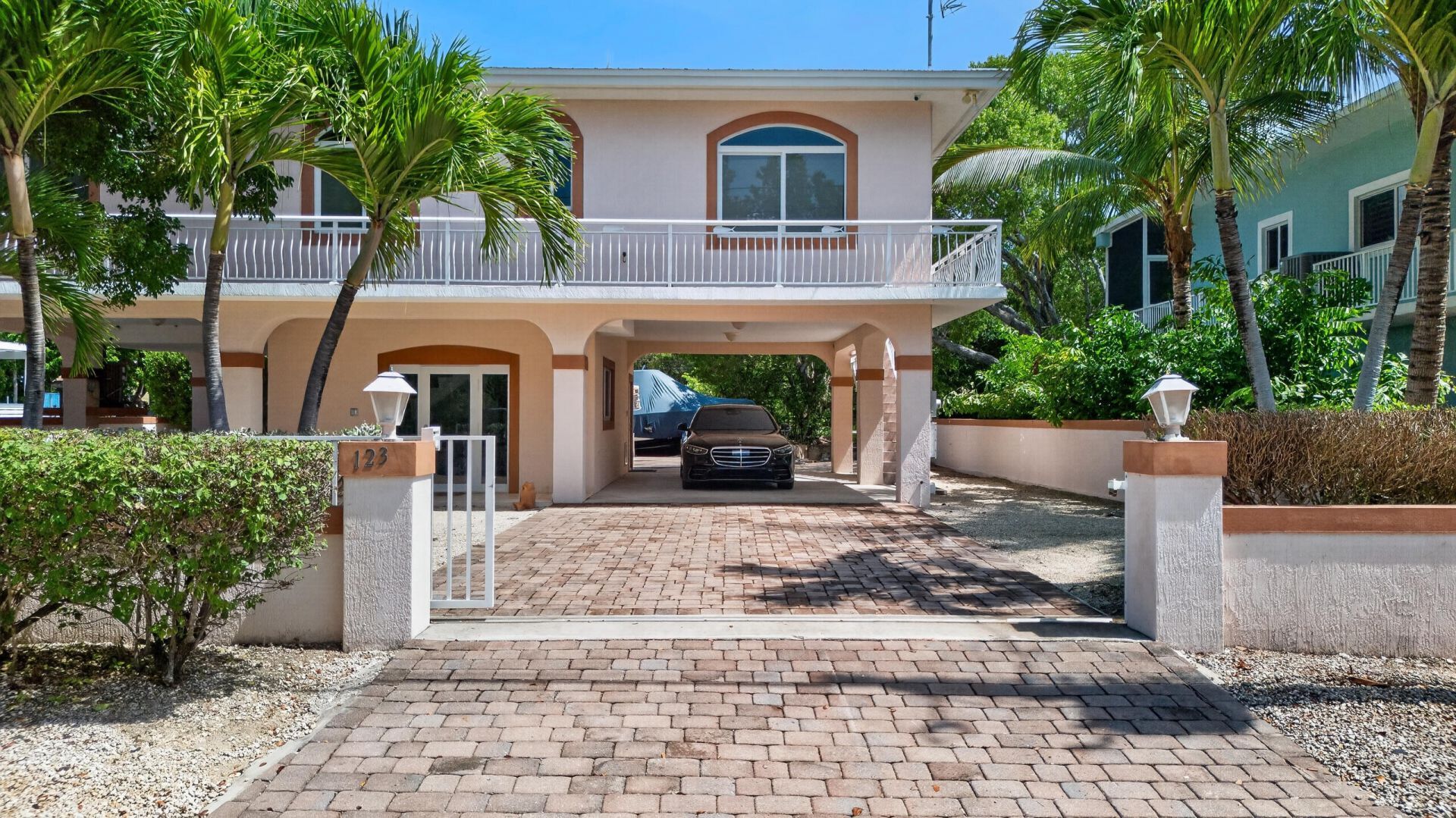 123 Peace Avenue, Tavernier, FL 33070 Photo