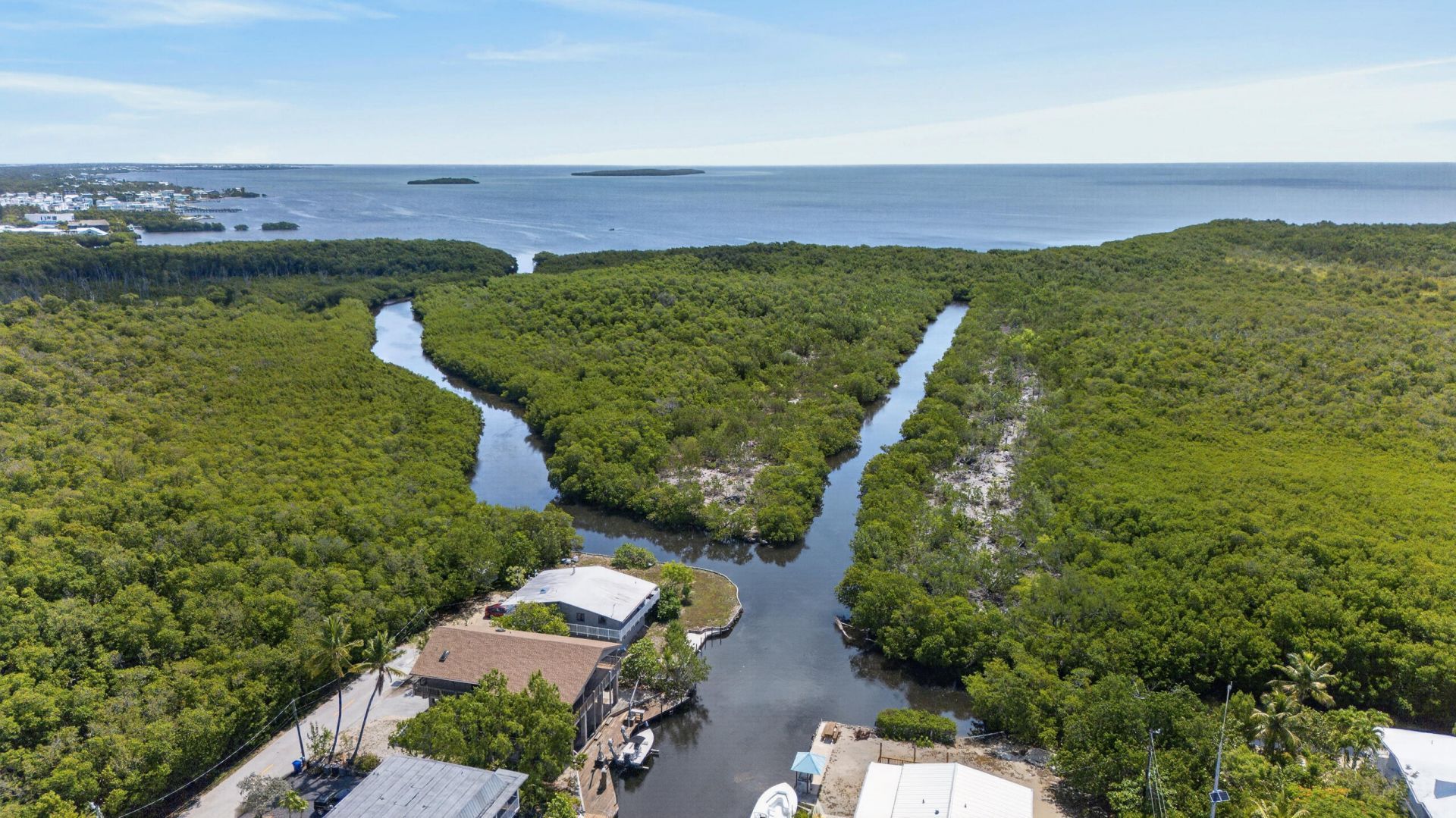 123 Peace Avenue, Tavernier, FL 33070 Photo
