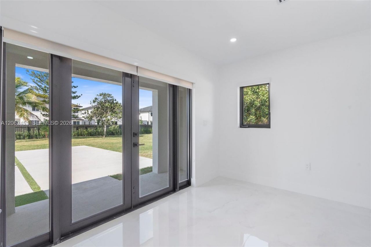 12425 SW 226th St , Miami, FL 33170 Photo