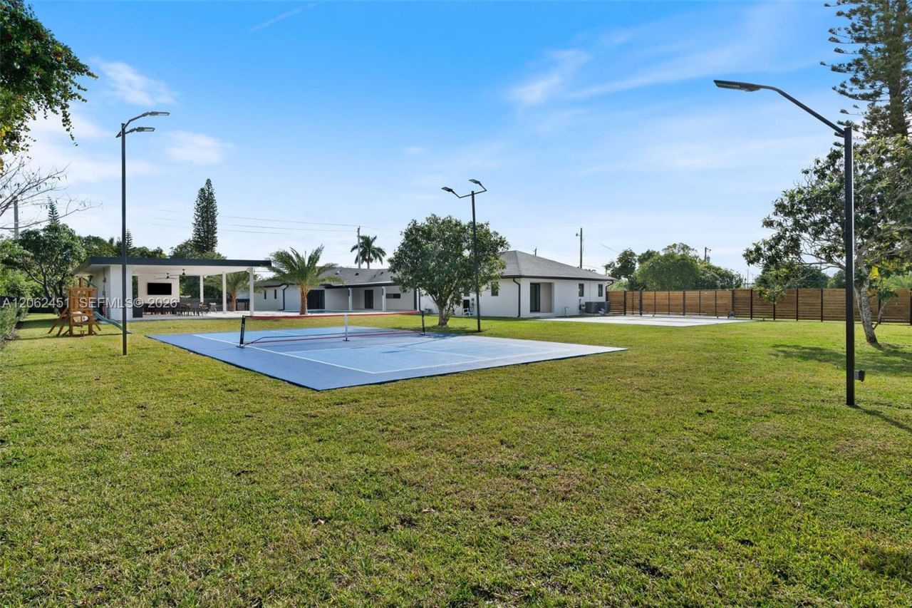12425 SW 226th St , Miami, FL 33170 Photo