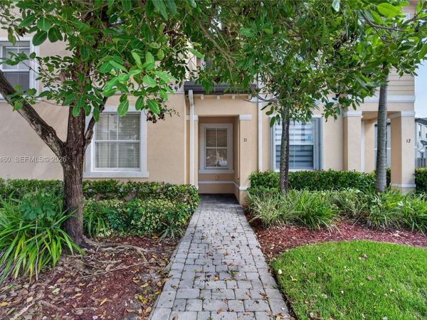 2885 SE 1st Dr, Unit 11, Homestead, FL 33033