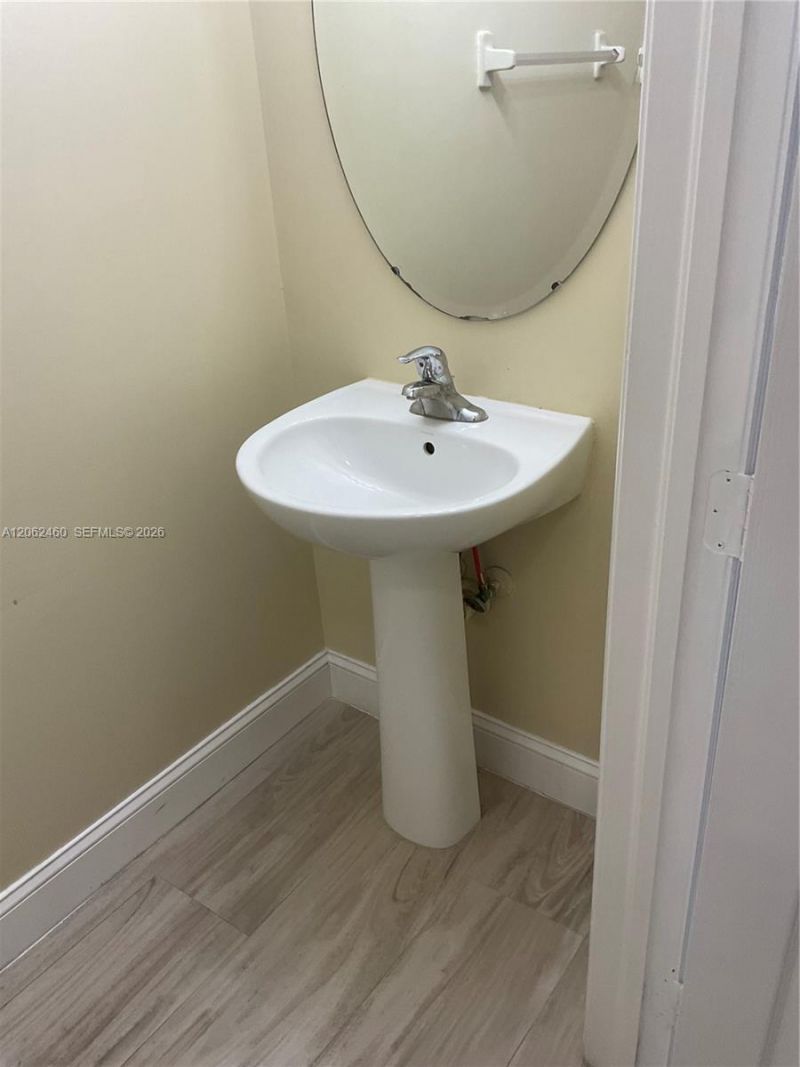 2885 SE 1st Dr , Unit 11, Homestead, FL 33033 Photo