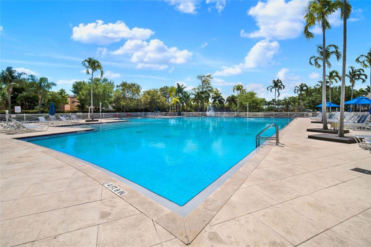 2885 SE 1st Dr, Unit 11, Homestead, FL 33033 Photo