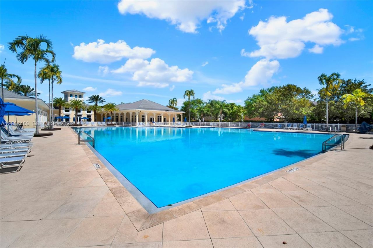 2885 SE 1st Dr, Unit 11, Homestead, FL 33033 Photo