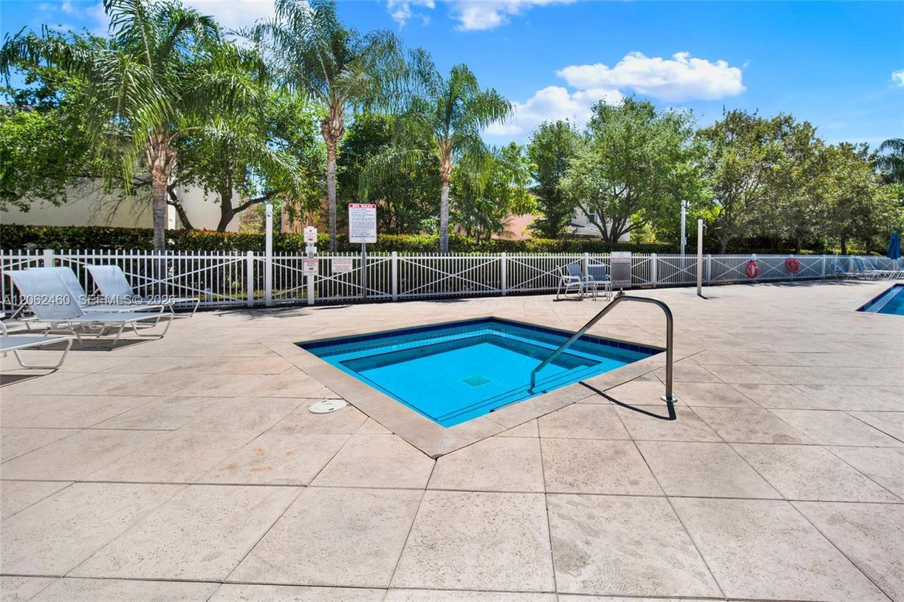 2885 SE 1st Dr, Unit 11, Homestead, FL 33033 Photo