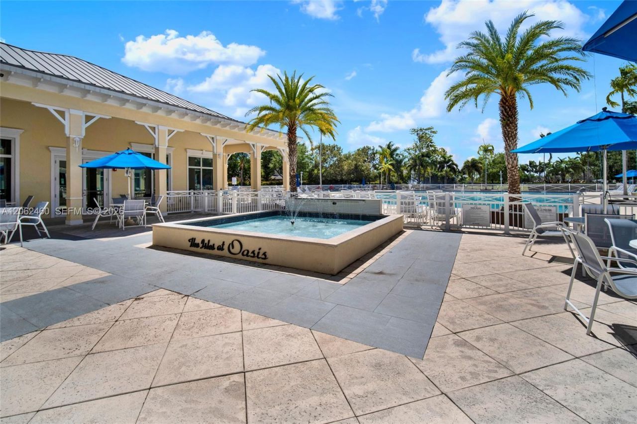 2885 SE 1st Dr, Unit 11, Homestead, FL 33033 Photo
