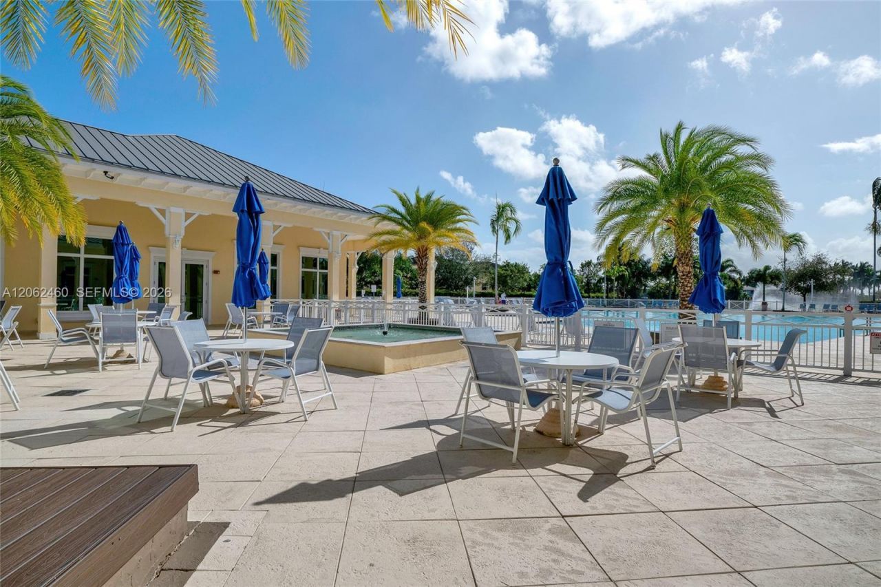 2885 SE 1st Dr, Unit 11, Homestead, FL 33033 Photo