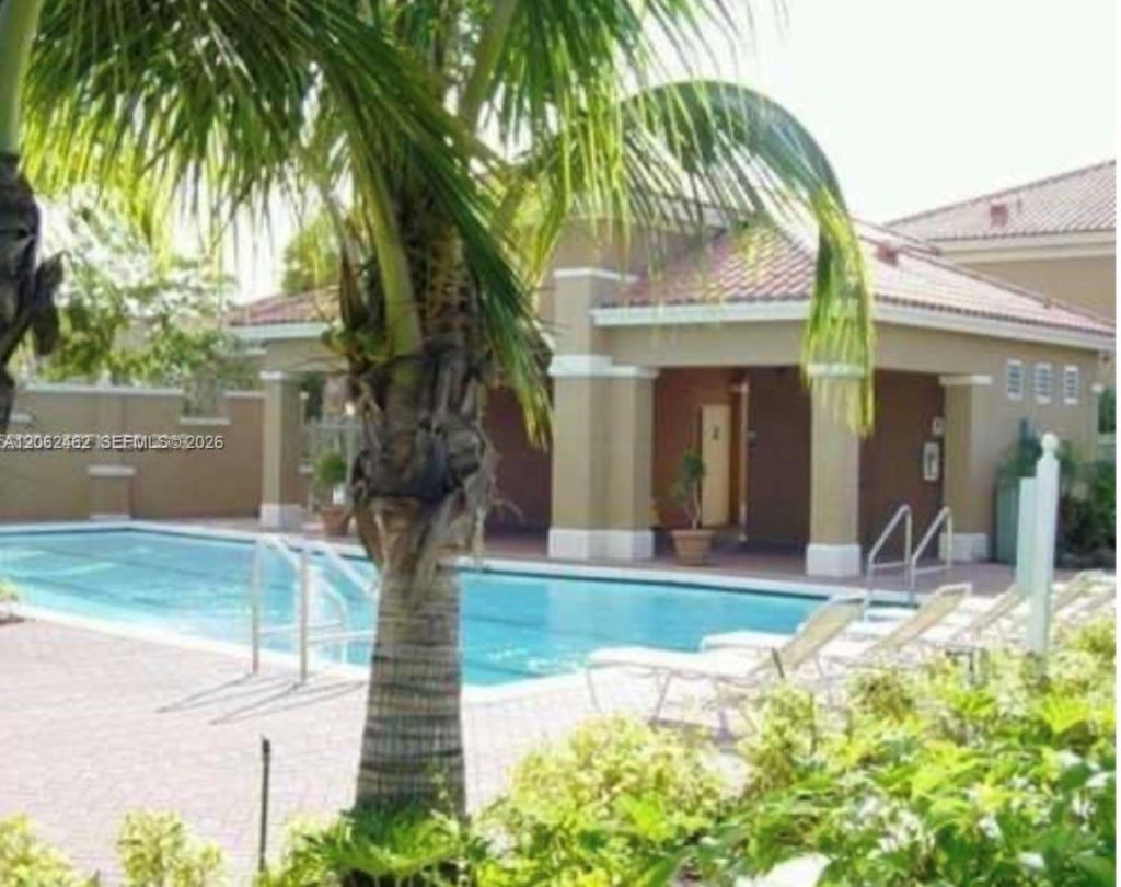 6016 NW 116th Pl, Unit 404, Doral, FL 33178 Photo