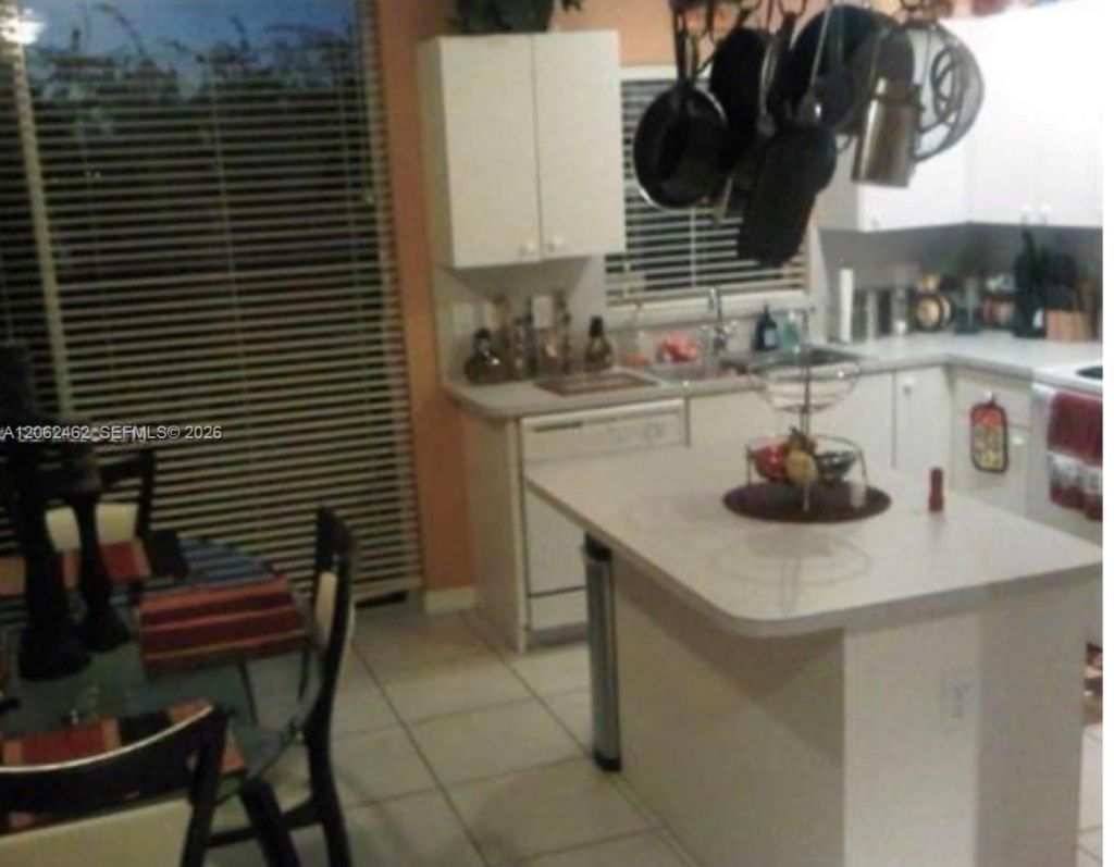 6016 NW 116th Pl, Unit 404, Doral, FL 33178 Photo