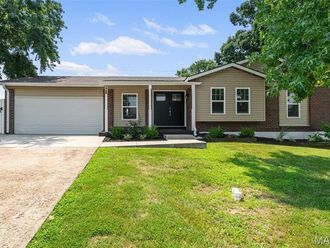 378 Palermo Drive Ballwin, MO 63021