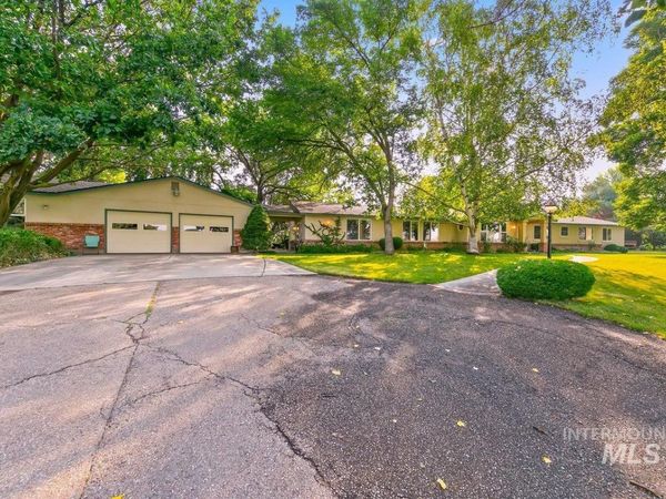 2118 W Aspen Cove Drive, Meridian, ID 83642