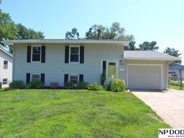 2405 S 123 Street, Omaha, NE 68144