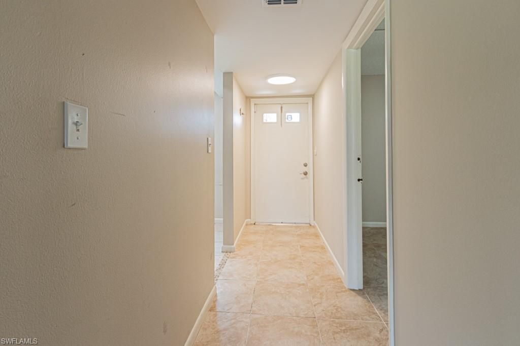 149 Palm Dr , Unit 17, Naples, FL 34112 Photo