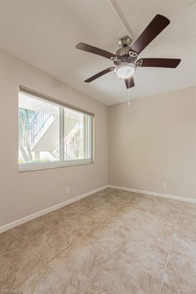 149 Palm Dr , Unit 17, Naples, FL 34112 Photo