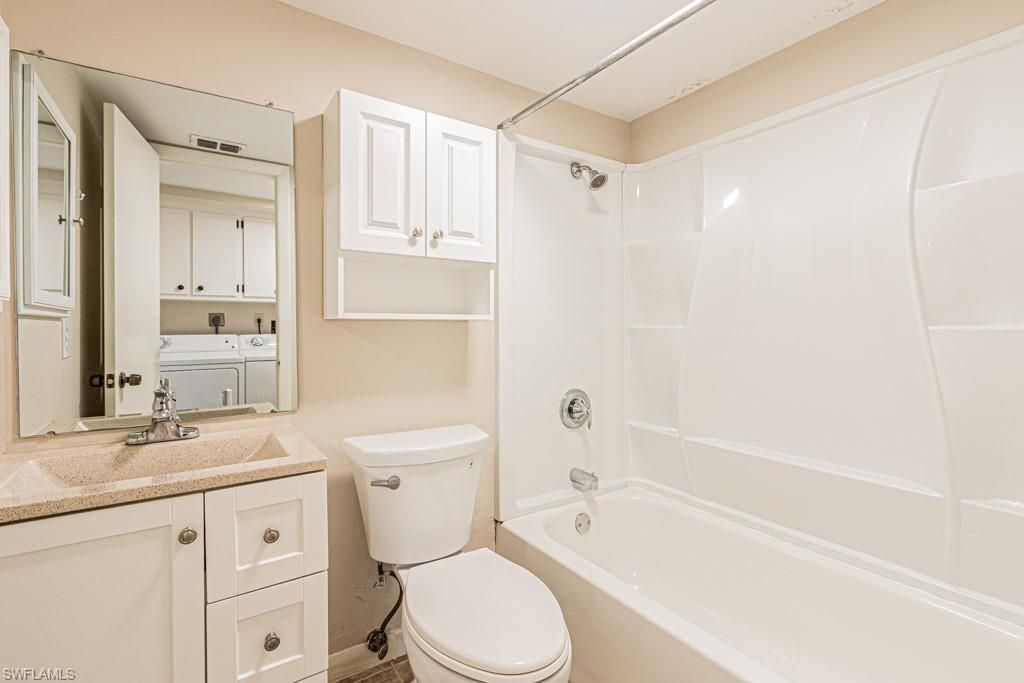 149 Palm Dr , Unit 17, Naples, FL 34112 Photo