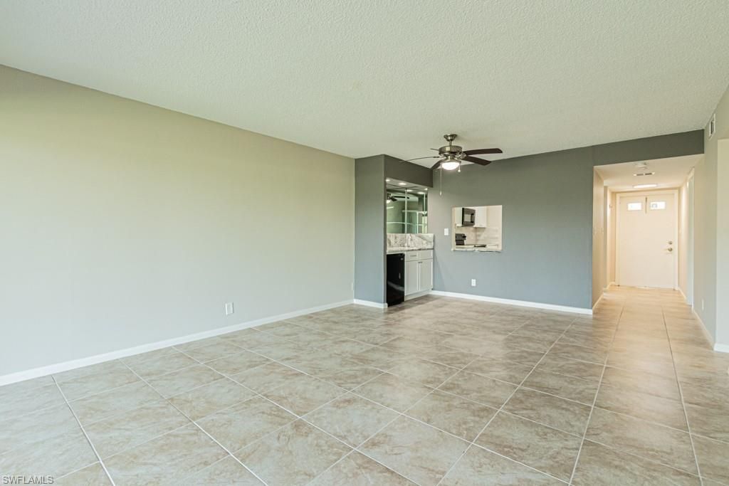149 Palm Dr , Unit 17, Naples, FL 34112 Photo