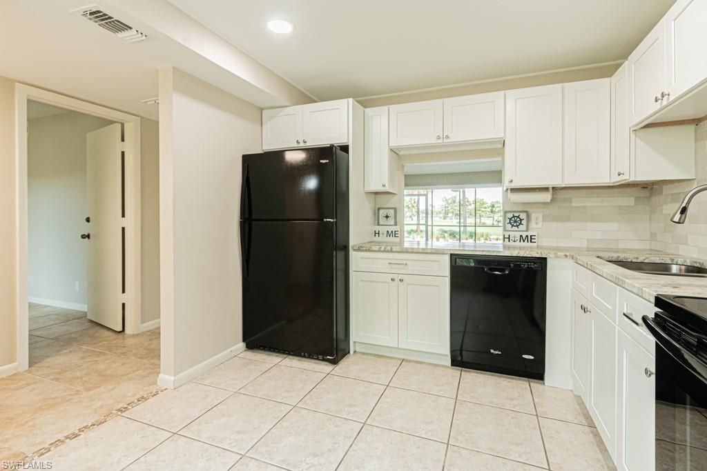 149 Palm Dr , Unit 17, Naples, FL 34112 Photo