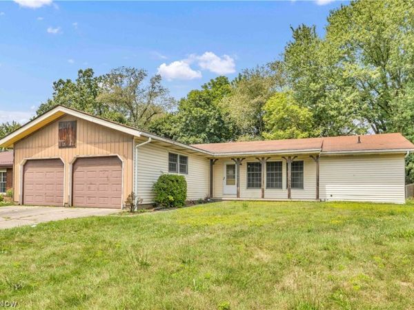 766 Brush Road , Ravenna, OH 44266