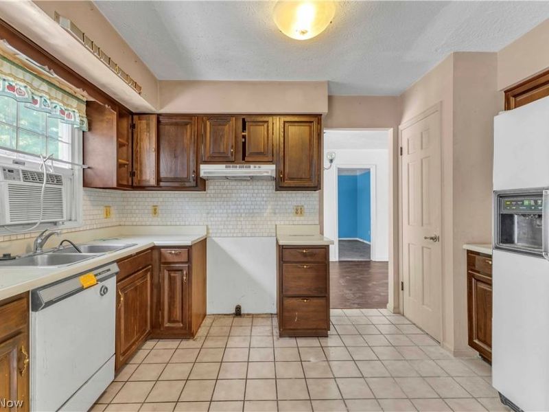 766 Brush Road , Ravenna, OH 44266 Photo 7