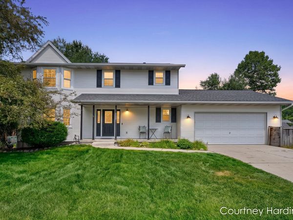 3729 Mesa Court NE, Rockford, MI 49341