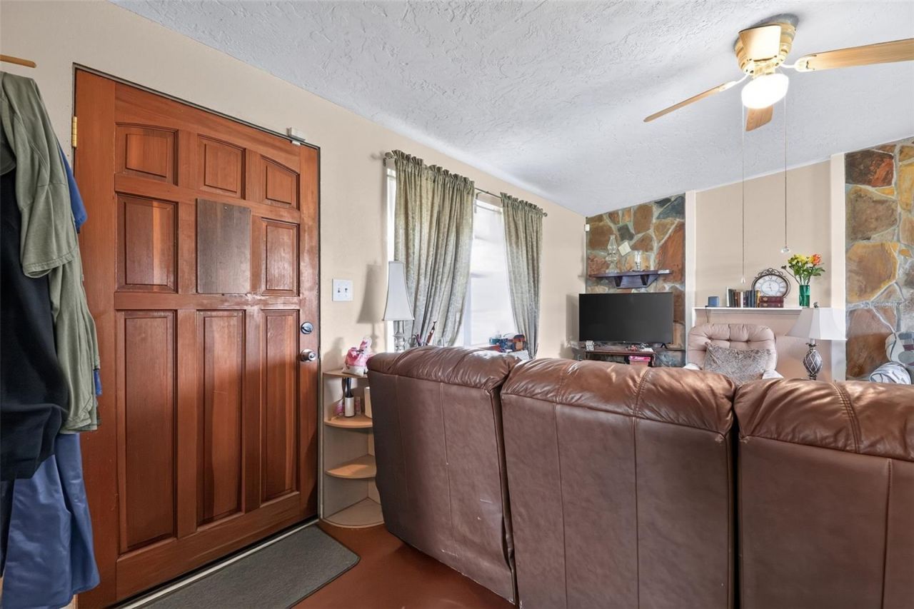 3108 8th Avenue E, Palmetto, FL 34221 Photo