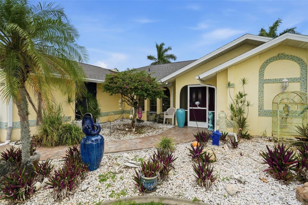 17372 Sabrina Circle, Port Charlotte, FL 33948 Photo