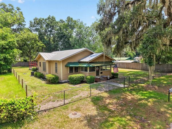 18727 NW 251ST STREET , HIGH SPRINGS, FL 32643